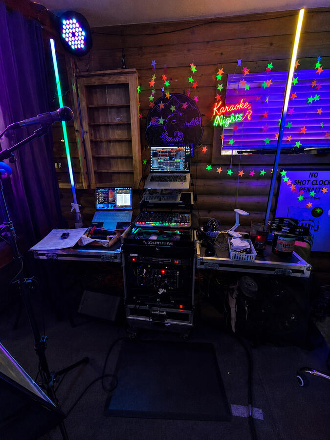Premium Sound System for DJ, karaoke and more!